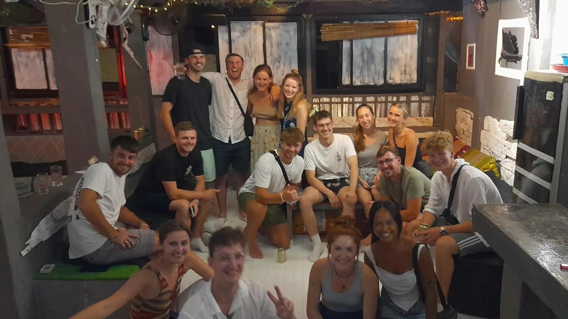 Dormsin Social Hostel Phi Phi Don