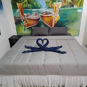 Hotel Reggaeinn, Phi Phi-eilanden