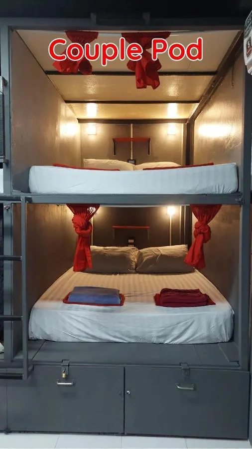 Dormsin Social Hostel Phi Phi Don 0*,  Thailand